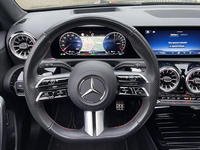 Mercedes-Benz A-KLASSE 250 e AMG Line 18"/Panoramadak/Head-up/Memory l+r/Stoel + stuurverwarming/Matrix LED/360 camera/Keyless/Dodehoek/Apple Carplay & Android Auto