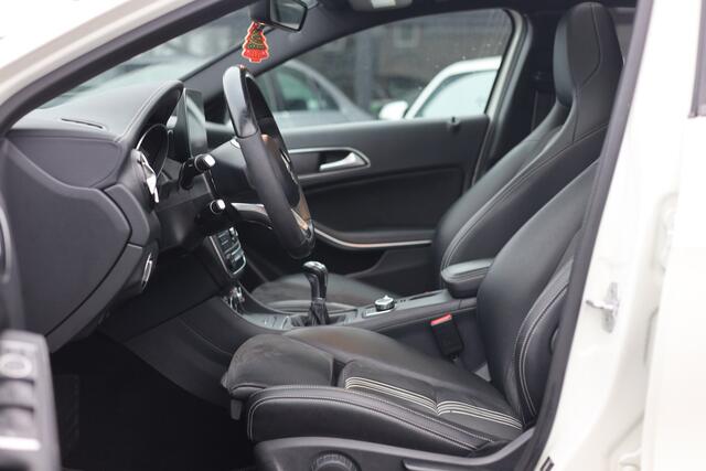 Mercedes-Benz A-KLASSE 180 AMG | NAVI | CAMERA | PANORAMADAK