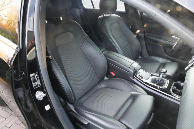 Mercedes-Benz A-KLASSE 160 Ambient LED Leer/Stof Camera