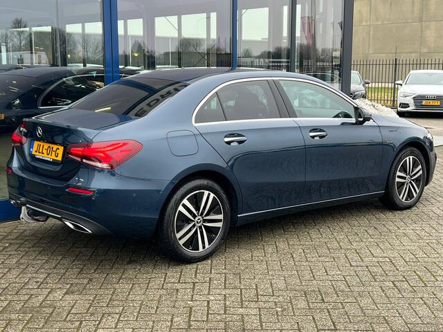 Mercedes-Benz A-KLASSE 250e AUT8 Premium LEDER SFEER KEY-LESS GO MULTIBEAM 360-CAMERA TREKHAAK