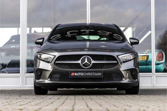 Mercedes-Benz A-KLASSE 180 Business Solution Luxury | Camera | Leder