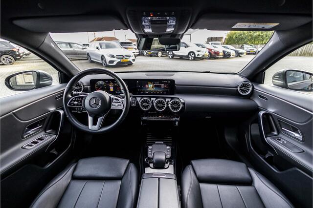Mercedes-Benz A-KLASSE 180 Business Solution Luxury | Camera | Leder