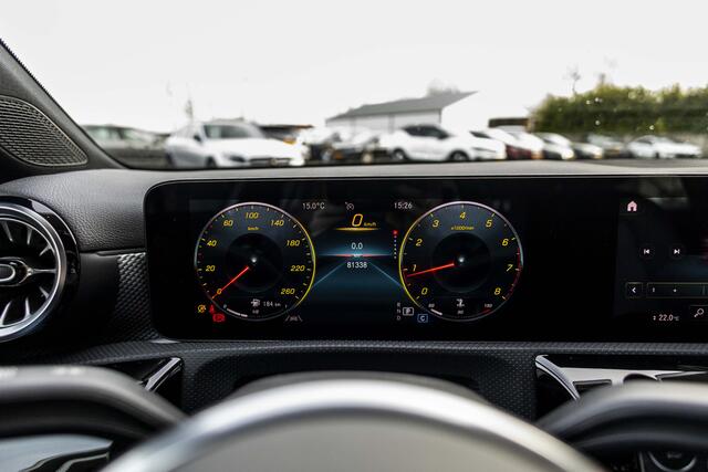 Mercedes-Benz A-KLASSE 180 Business Solution Luxury | Camera | Leder