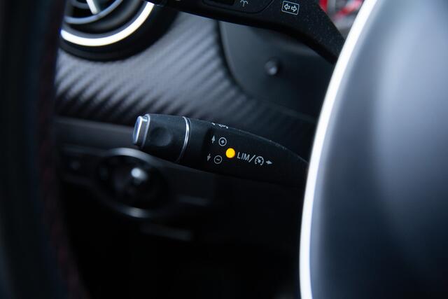 Mercedes-Benz A-KLASSE 180 Business Solution AMG Upgrade Edition , Stoelverwarming, Camera, Led, NAP