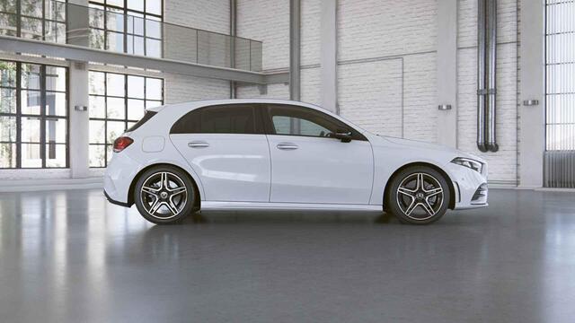 Mercedes-Benz A-KLASSE 250 e AMG Line | Night pakket | Stoelverwarming | Sfeerverlichting |