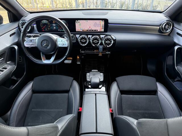 Mercedes-Benz A-KLASSE 250 E Business Solution AMG Panoramadak Sfeer