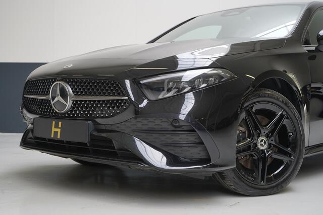 Mercedes-Benz A-KLASSE 250 e AMG Line | SoH 96% | Sfeerverlichting | Navigatie | Black pakket | Sportstoelen