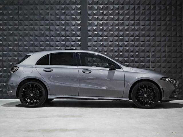 Mercedes-Benz A-KLASSE 250 e AMG | Pano | HUD | Trekhaak | Sfeerv. | Widescreen |