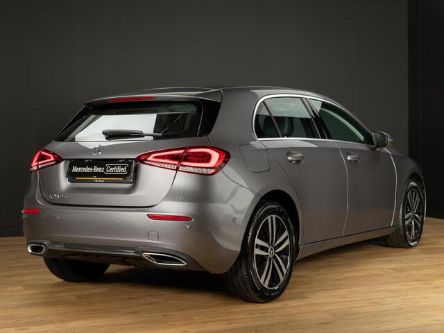Mercedes-Benz A-KLASSE Hatchback 250 e Luxury Line