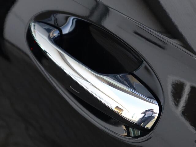 Mercedes-Benz A-KLASSE 250 e Business Solution AMG