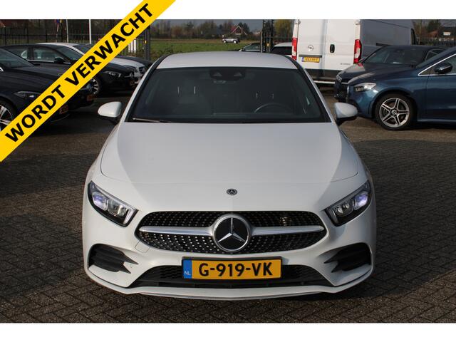 Mercedes-Benz A-KLASSE 180 AUT7 AMG LINE WIDESCREEN NAVI CAMERA CARPLAY NL AUTO