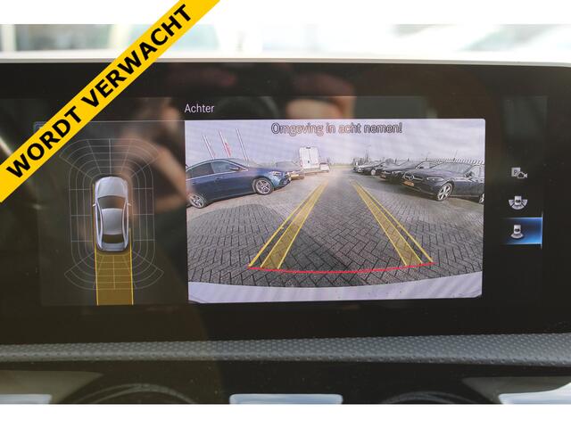 Mercedes-Benz A-KLASSE 180 AUT7 AMG LINE WIDESCREEN NAVI CAMERA CARPLAY NL AUTO