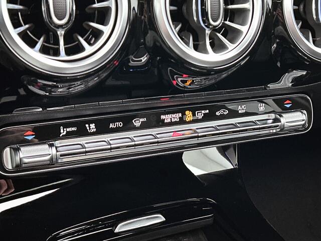 Mercedes-Benz A-KLASSE 250 e Business Solution AMG | AMG Line Plus pakket | Nightpakket | MULTIBEAM LED | 360° camera | Panoramaschuifdak | Smartphone-integratie | Head-up display| 19 inch AMG velgen |