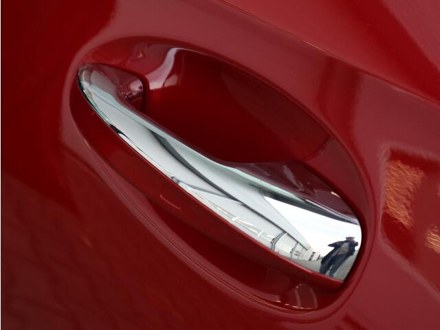 Mercedes-Benz A-KLASSE 180 Business Solution AMG