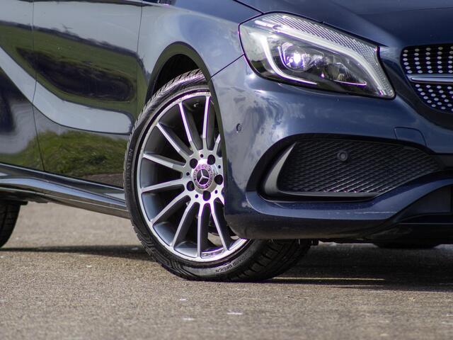 Mercedes-Benz A-KLASSE 180 Sport Edition AMG 18" LED