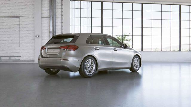 Mercedes-Benz A-KLASSE 160 Advantage | Style pakket | LED koplampen | Widescreen |