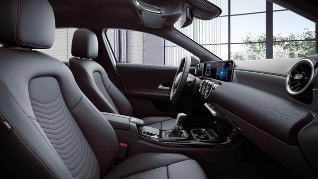 Mercedes-Benz A-KLASSE 160 Advantage | Style pakket | LED koplampen | Widescreen |