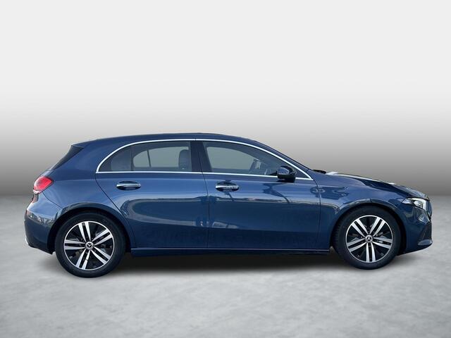 Mercedes-Benz A-KLASSE 180 Business Solution Luxury | Panoramadak | Memory | Matrix Led Koplampen