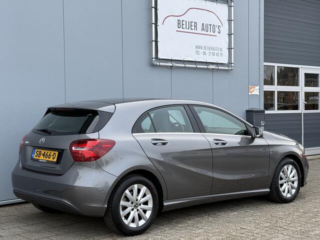 Mercedes-Benz A-KLASSE 160 Ambition Navigatie/PDC/16inch.
