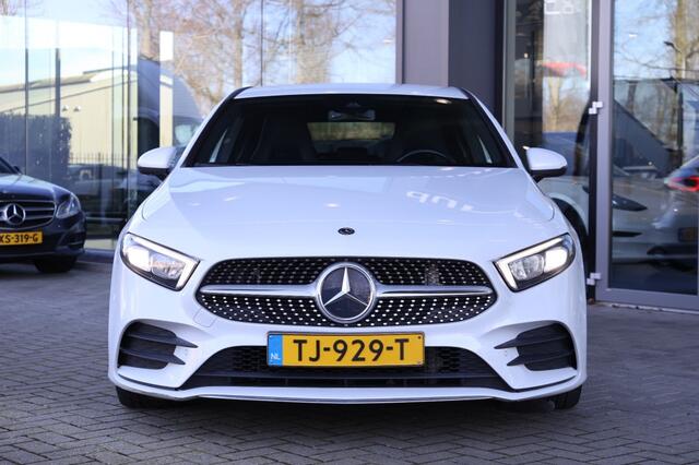 Mercedes-Benz A-KLASSE 200 Business Solution AMG Wide screen Trekhaak Camera Carplay