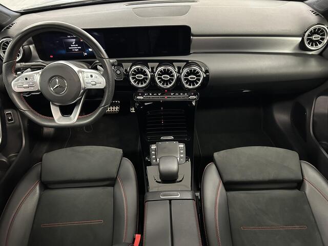 Mercedes-Benz A-KLASSE 250 e AMG Limited | Panoramadak | Camera | Burmester | Elek. stoelen |