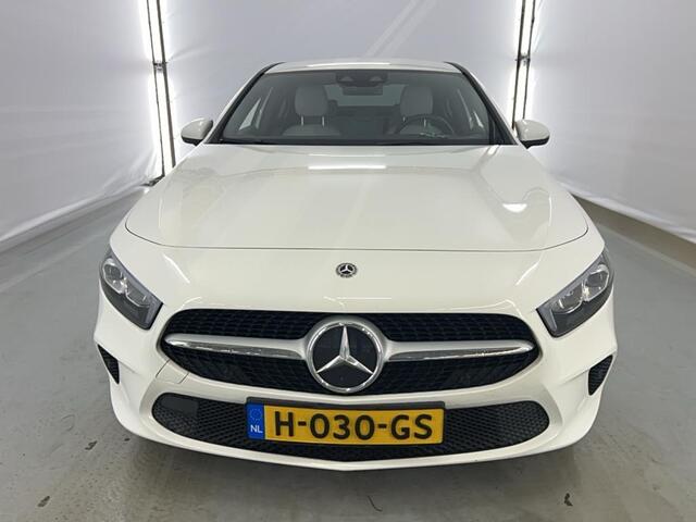 Mercedes-Benz A-KLASSE 200 Business Solution 1e Eigenaar | Volledig Onderh | NL-Auto | Camera | Stoelverwarming | Navi | Carplay | Alarm klasse 3 | ACC | PDC