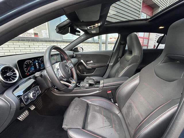 Mercedes-Benz A-KLASSE 180 AMG | Panoramadak