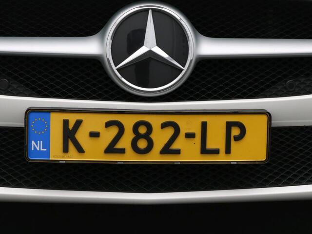 Mercedes-Benz A-KLASSE 180 Business Solution Ledkoplampen | Achteruitrijcamera | Spiegelpakket | Licht- en zicht pakket. Inclusief 24 maanden MB Certified garantie voor Europa.