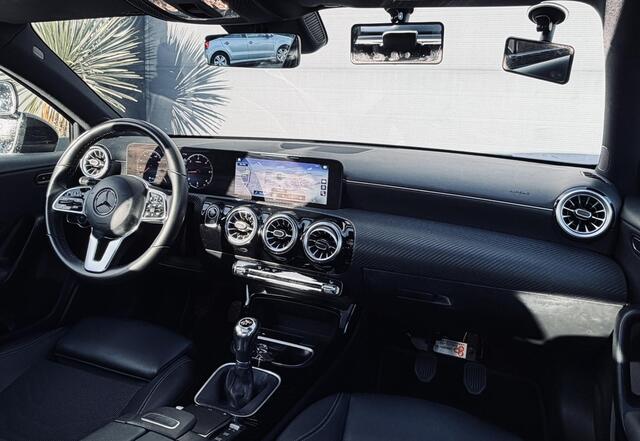 Mercedes-Benz A-KLASSE 180 d Advantage