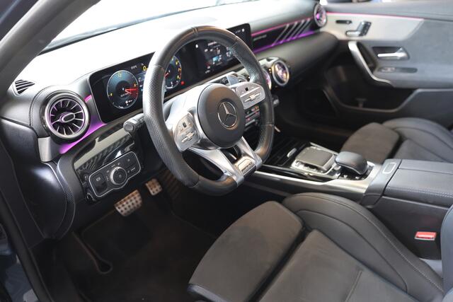 Mercedes-Benz A-KLASSE AMG 35 4MATIC Premium OP DUITS KENT ! BURMESTER PANO KUIPST ''19