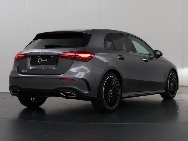 Mercedes-Benz A-KLASSE 180 Star Edition AMG Line | Panorama-schuifdak | Stoelverwarming | Achteruitrijcamera | Sfeerverlichting |