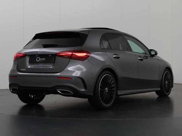 Mercedes-Benz A-KLASSE 180 Star Edition AMG Line | Panoramadak | Multibeam LED | 19-Inch | Sfeerverlichting | Nightpakket |
