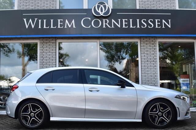 Mercedes-Benz A-KLASSE 180 AMG Pakket Sfeer Stoelverwarming Navi