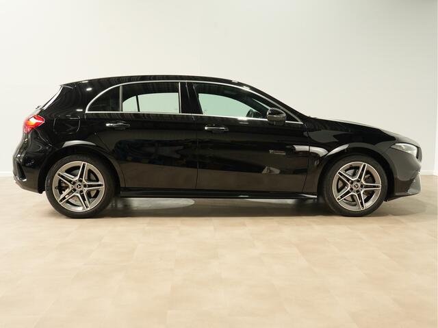 Mercedes-Benz A-KLASSE 250e PHEV Star Ed. AMG Line | Widescreen | LED | MBUX | Carplay | 18" 260