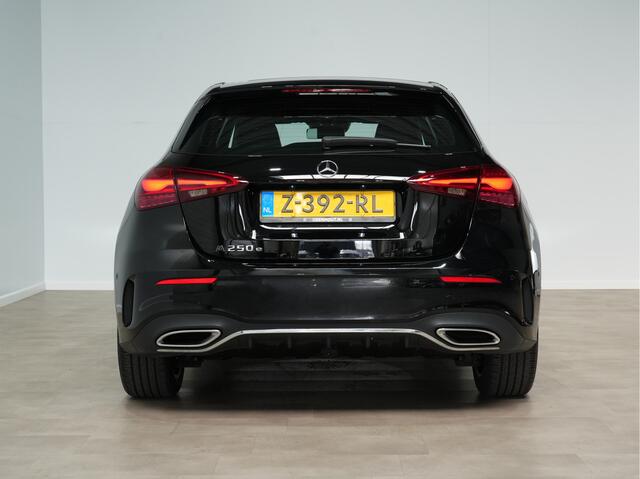 Mercedes-Benz A-KLASSE 250e PHEV Star Ed. AMG Line | Widescreen | LED | MBUX | Carplay | 18" 260