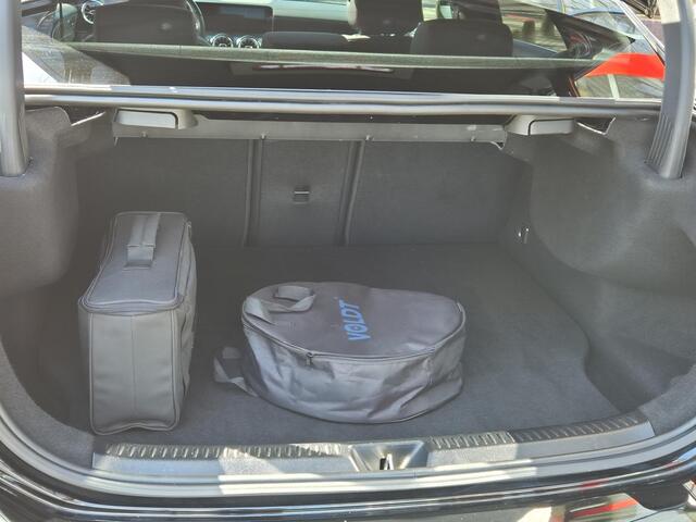 Mercedes-Benz A-KLASSE 250 e Advantage AMG-Line | Panodak | Sfeerverlichting | Climate Control | Navigatie | 19 inch