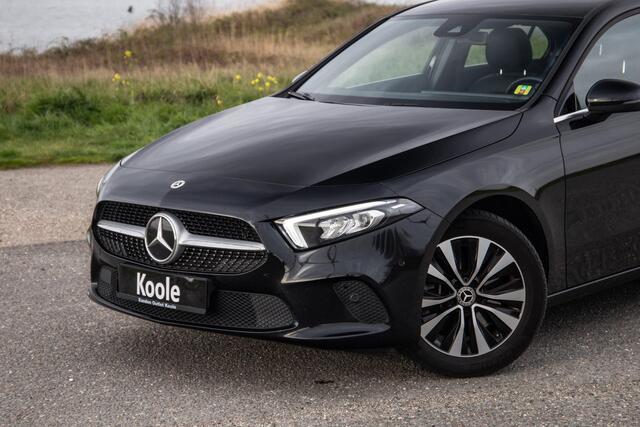 Mercedes-Benz A-KLASSE 250 e Business Line AUTOMAAT / LEDER / CRUISE CONTROLE / CAMERA / CARPLAY