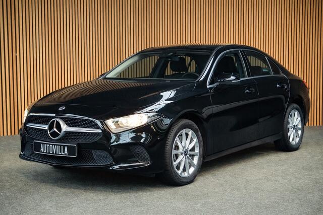 Mercedes-Benz A-KLASSE 250 e Business Line Apple Carplay - Stoelverwarming - Dab - Cruise Control - Trekhaak