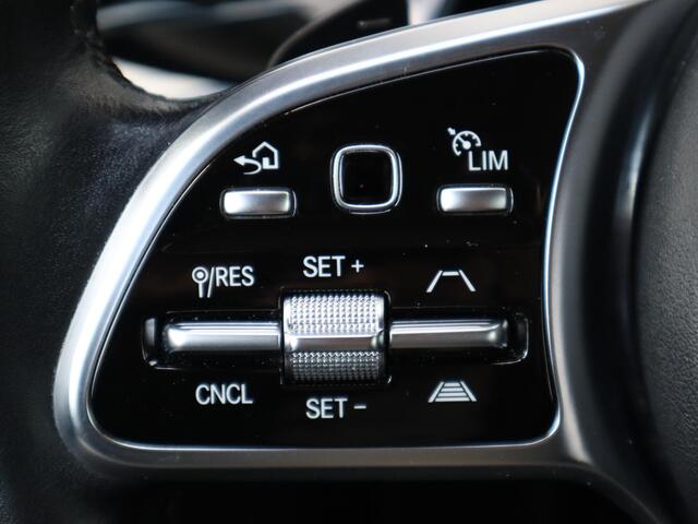 Mercedes-Benz A-KLASSE 250 e Luxury Line