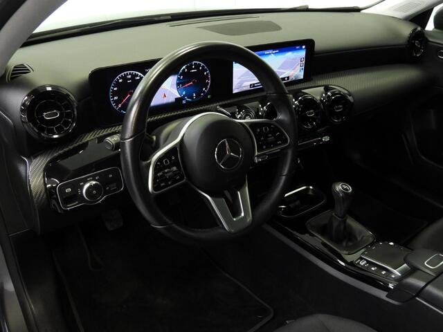 Mercedes-Benz A-KLASSE A160 Business Solution NAVI/CAMERA/LED/16"LMV!