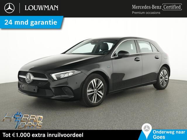 Mercedes-Benz A-KLASSE 250 e Plug-In Hybride Business Solution Luxury | Ledkoplampen | Parkeerpakket met achteruitrijcamera | Apple CarPlay. Inclusief 24 maanden MB Certified garantie voor Europa.