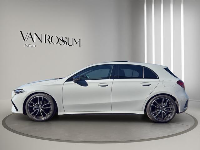 Mercedes-Benz A-KLASSE 180 AMG Line | Pano | Sfeer | Stoelverw. | Camera | Trekhaak Electrisch |