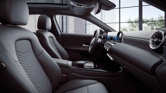 Mercedes-Benz A-KLASSE 250 e | Panoramadak | Sfeerverlichting | Stoelverwarming | Multibeam |