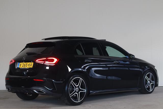 Mercedes-Benz A-KLASSE 180 Business Solution AMG NL-Auto!! Panoramadak I Led verlichting