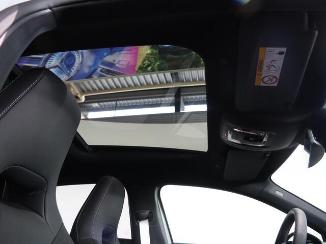 Mercedes-Benz A-KLASSE 250e Business Solution AMG | Panoramaschuifdak | AMG Plus Line | Head up | Nightpakket | 19 inch AMG-velgen |