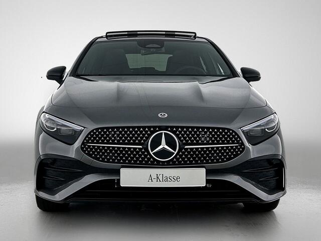 Mercedes-Benz A-KLASSE 250 e Business Solution AMG | Nightpakket | Parkeerpakket met achteruitrijcamera | KEYLESS GO | Spiegelpakket |