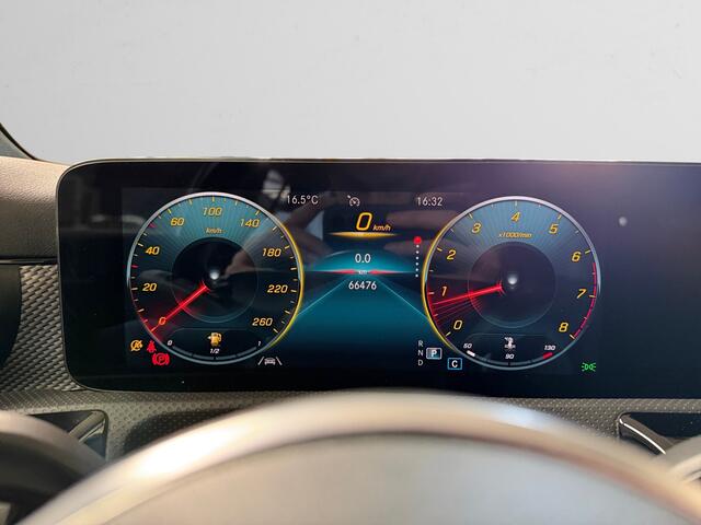 Mercedes-Benz A-KLASSE 220 4MATIC Premium Plus Aut- NAP 66DKM, Panoramadak, Carplay, Android Auto, Camera