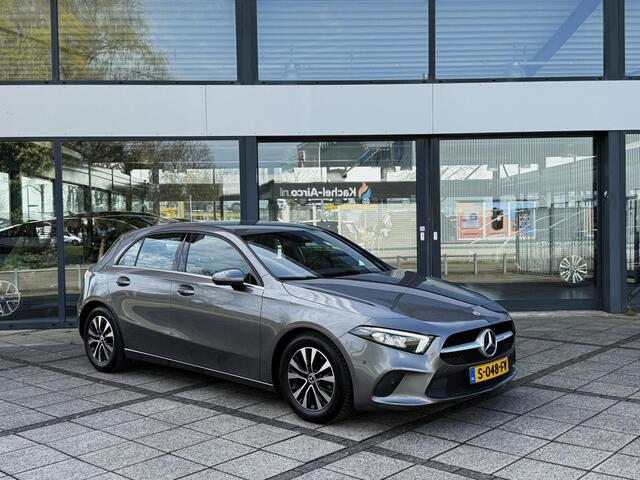 Mercedes-Benz A-KLASSE 180 Aut. Edition Xenon-LED | Navi | Camera | M-Bux | Sport St.