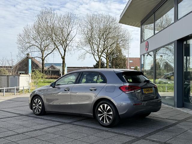 Mercedes-Benz A-KLASSE 180 Aut. Edition Xenon-LED | Navi | Camera | M-Bux | Sport St.