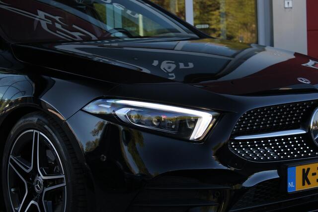 Mercedes-Benz A-KLASSE 180 BUSINESS SOLUTION AMG | PANORAMA SCHUIF/KANTEL DAK | SFEER VERLICHTING | ELEKTRISCH VERSTELBARE VOORSTOELEN MET GEHEUGEN FUNCTIE | STOEL VERWARMING OP BEIDE VOORSTOELEN | MULTIBEAM LED KOPLAMPEN | ACHTERUITRIJ CAMERA | APPLE CARPLAY/ANDROID AUTO | NAV